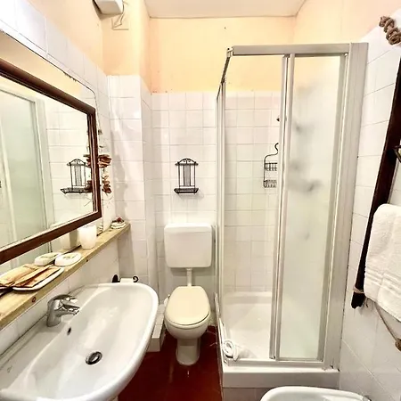 Artemisia Πανσιόν *